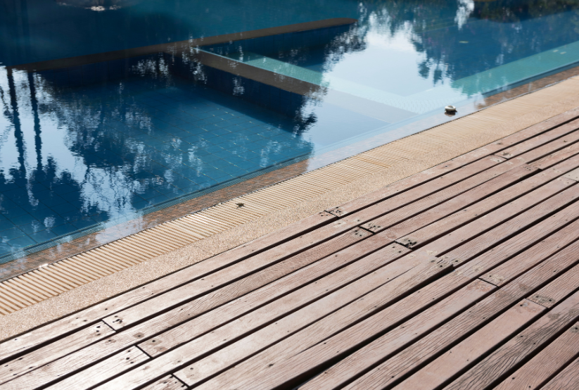 Why Is My Timber Decking Cracking, Splitting or Splintering?